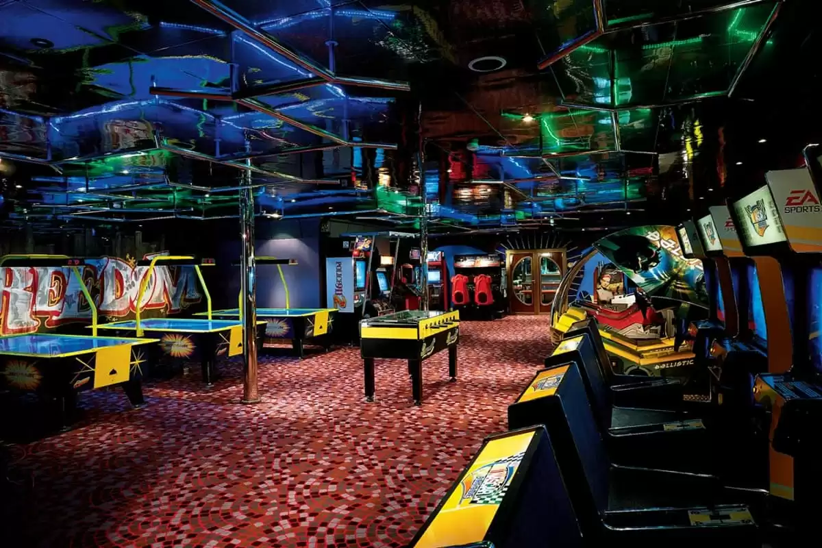el  :  cabine 33