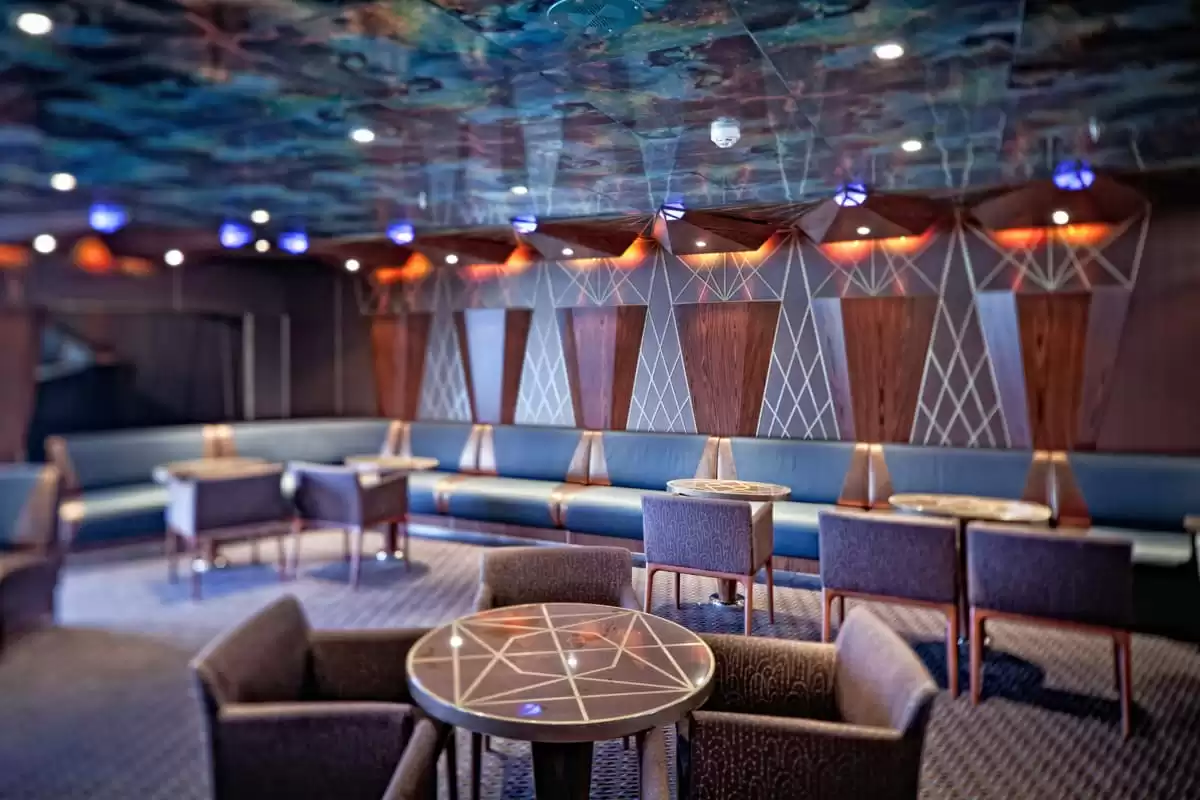 el  :  cabine 47