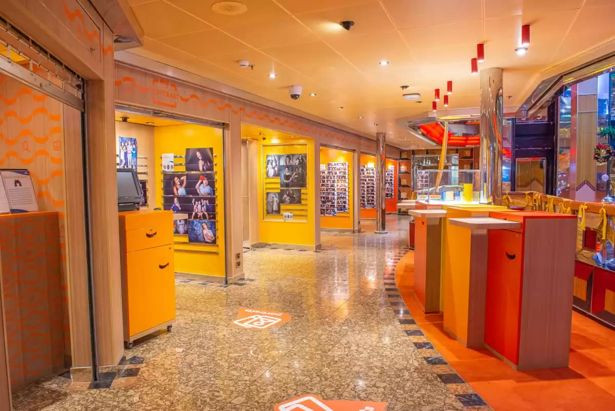 el  :  cabine 18