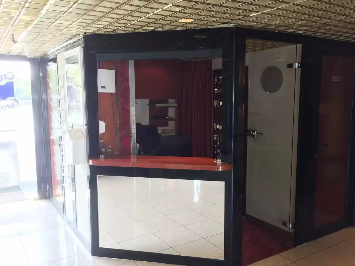 el  :  cabine 19