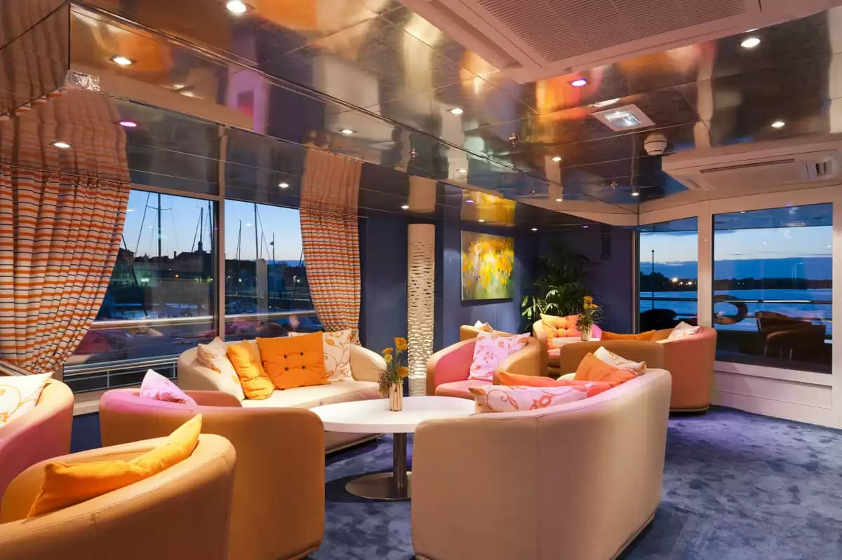 el  :  cabine 9