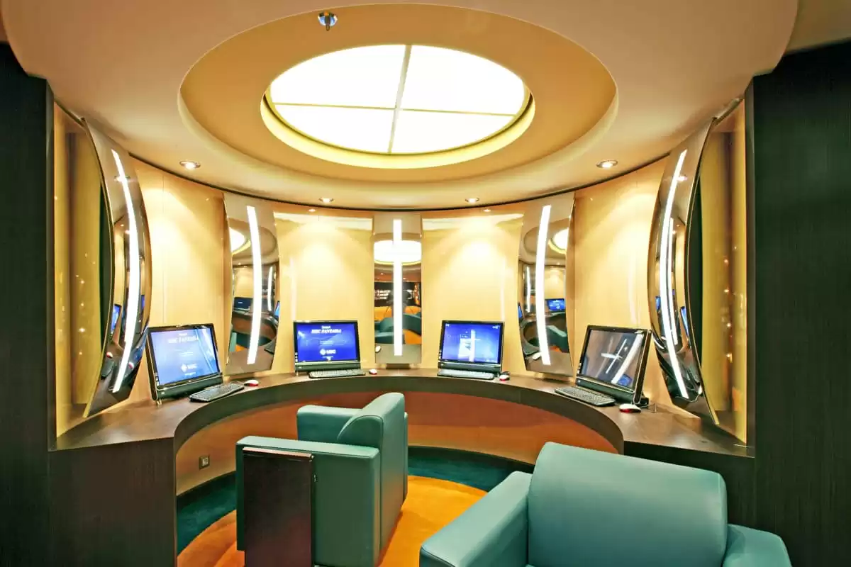 el  :  cabine 4