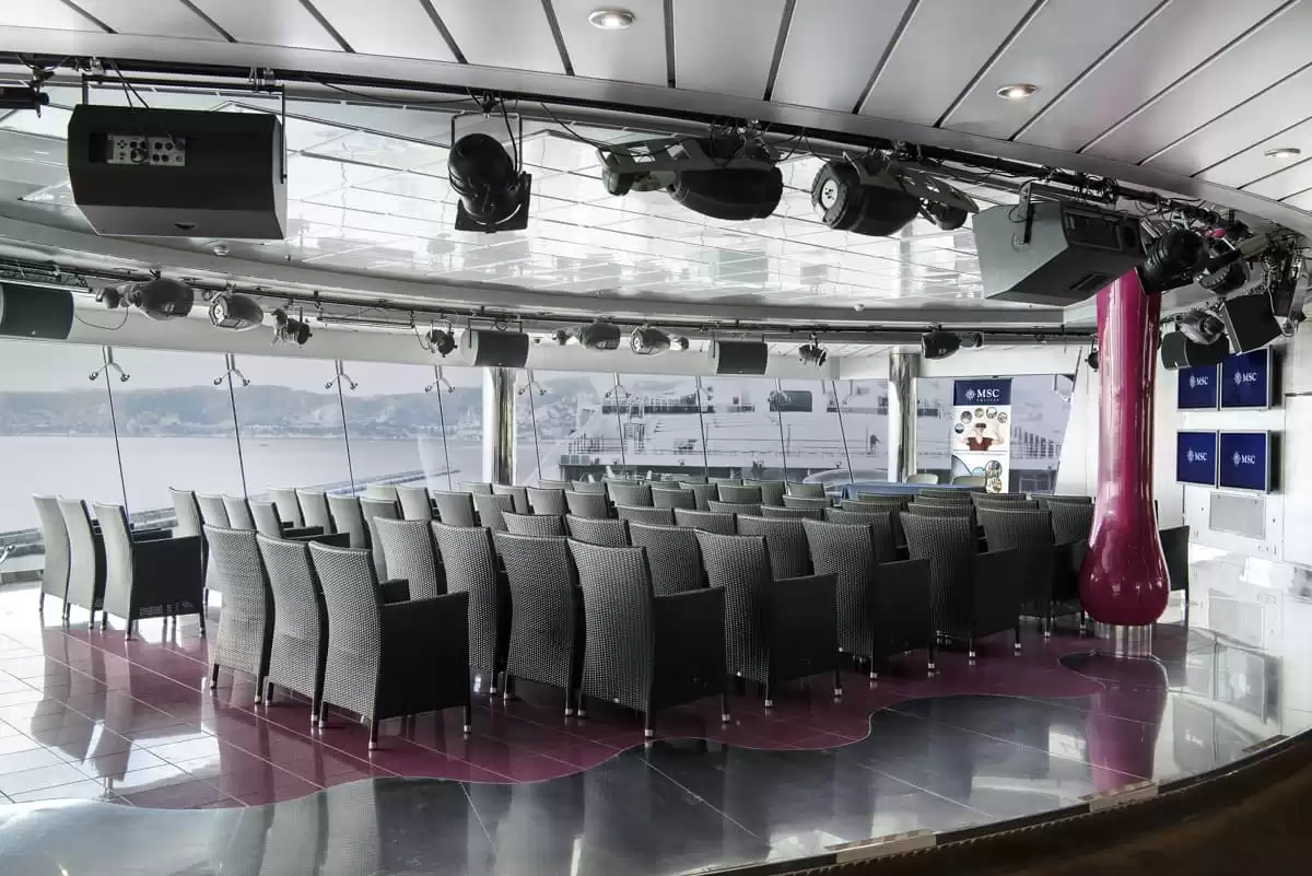 el  :  cabine 201