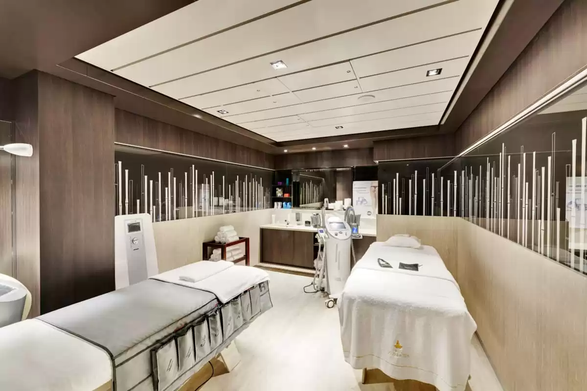 el  :  cabine 34