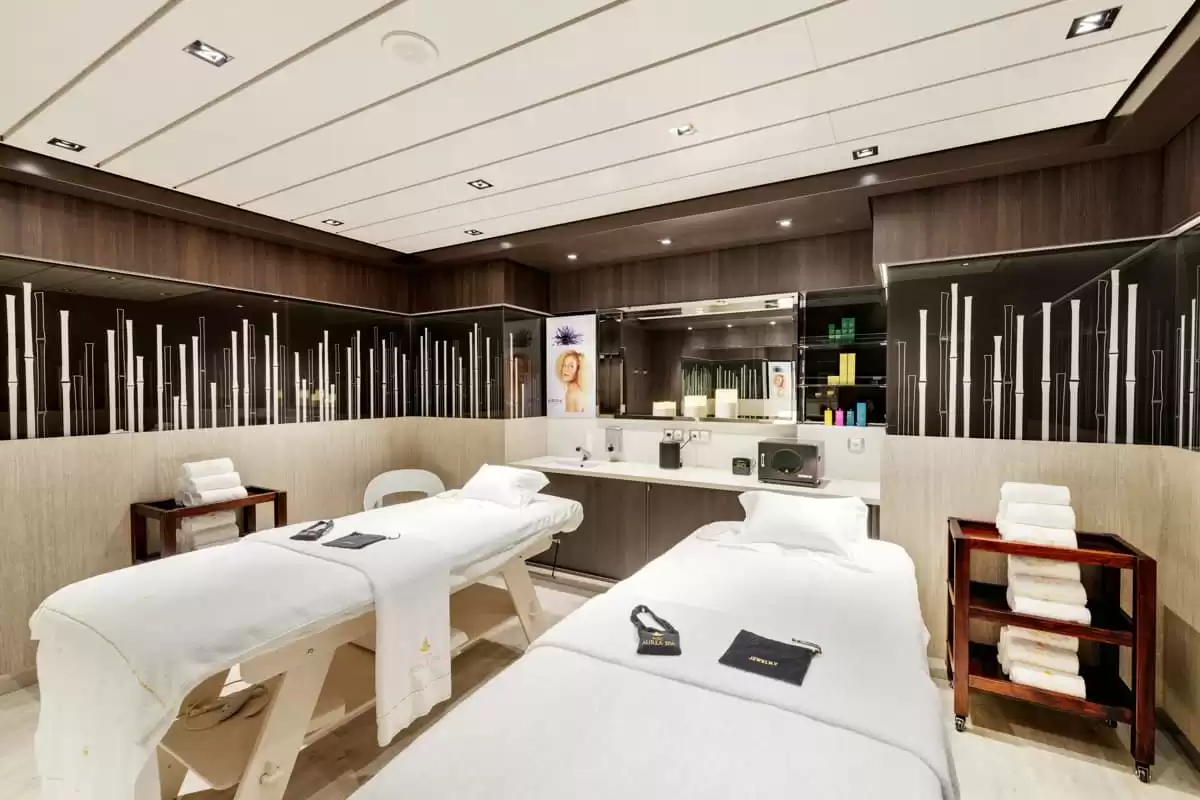 el  :  cabine 27