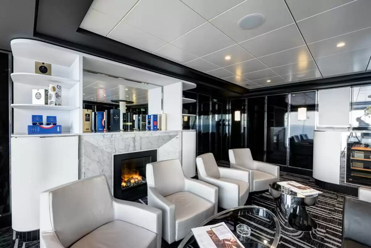 el  :  cabine 15