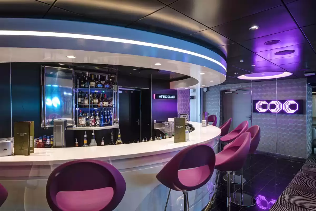 el  :  cabine 12