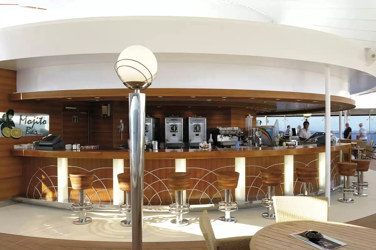 el  :  cabine 58