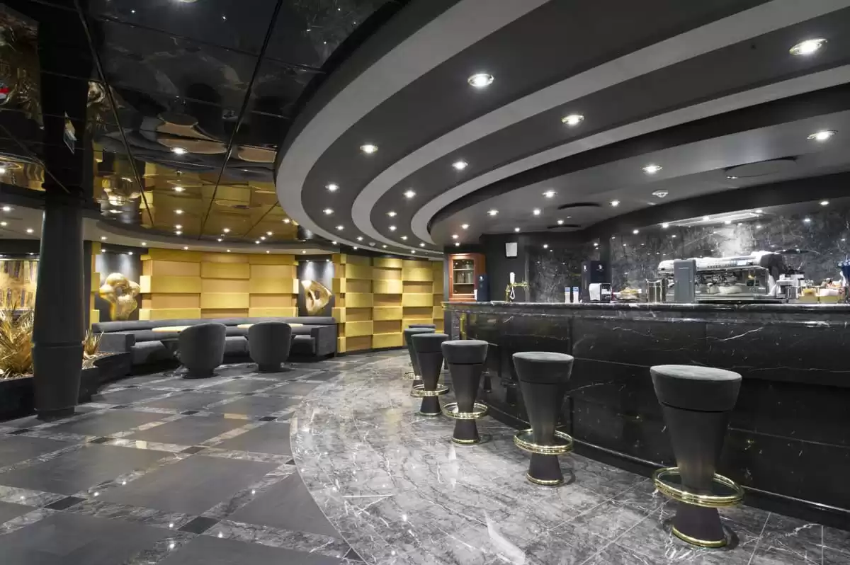 el  :  cabine 17