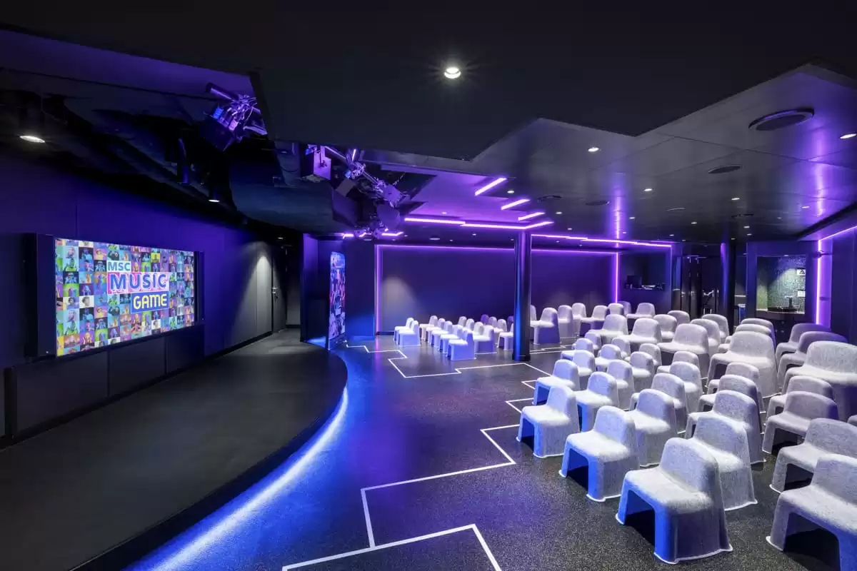 el  :  cabine 84