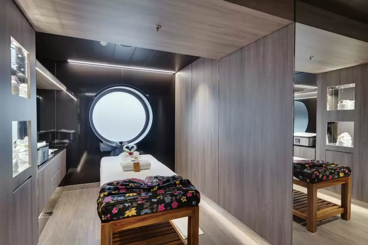 el  :  cabine 5