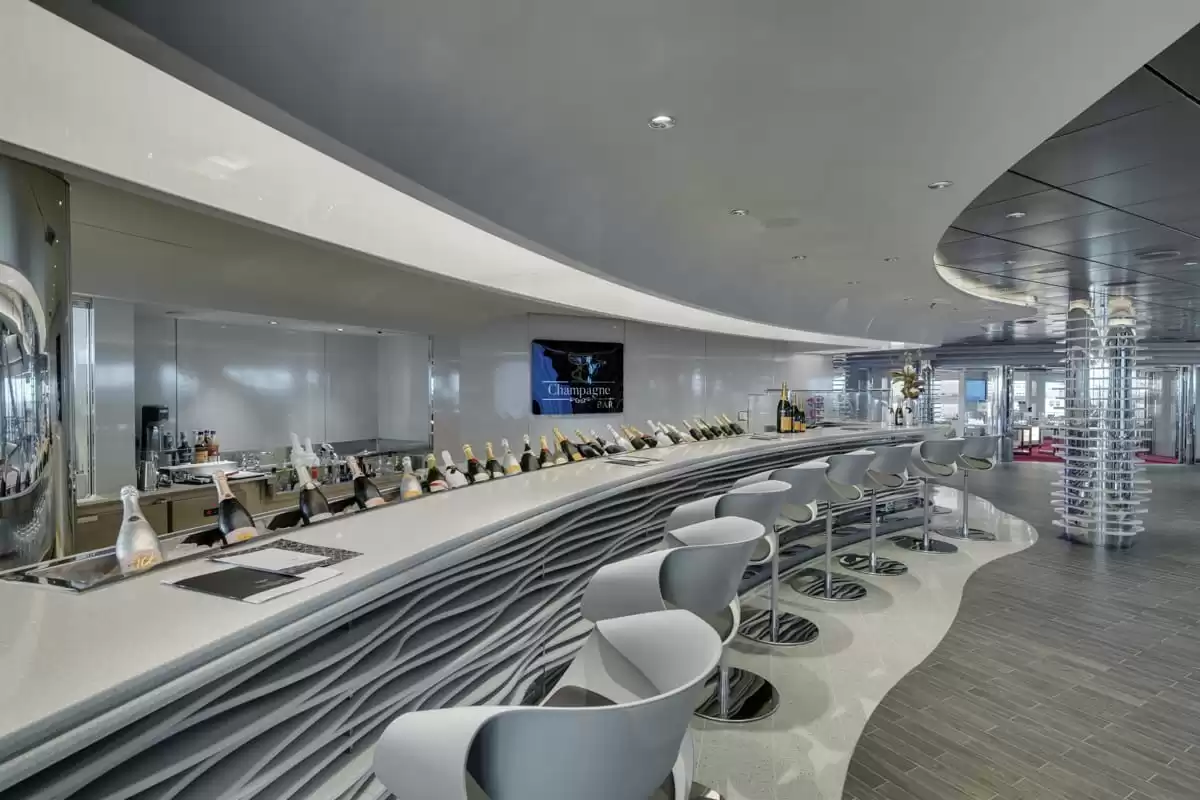 el  :  cabine 19