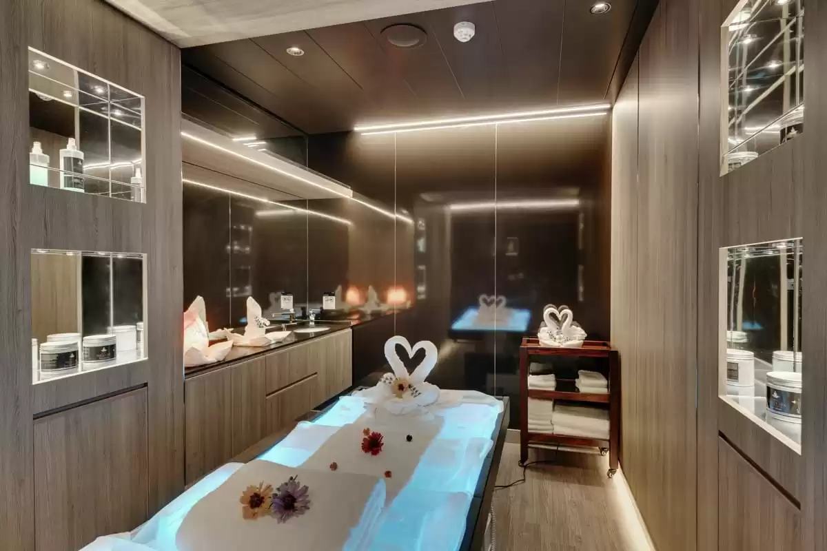 el  :  cabine 46