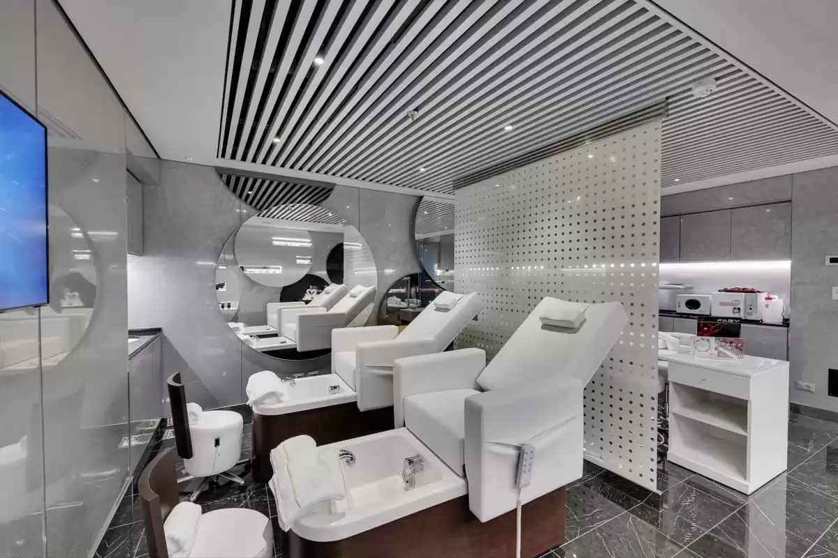 el  :  cabine 6