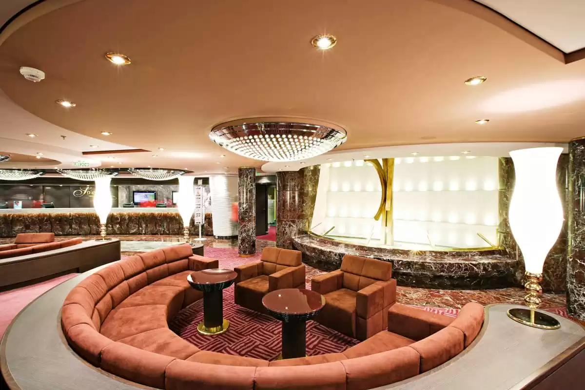 el  :  cabine 67