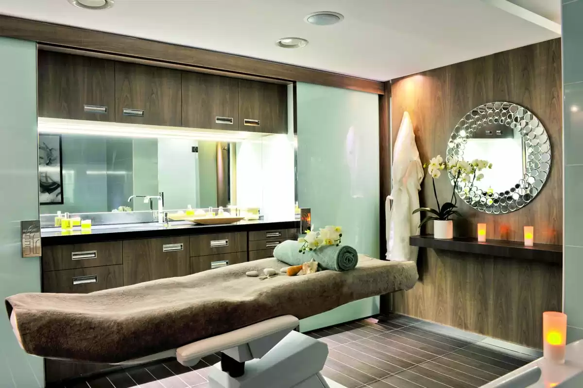el  :  cabine 34