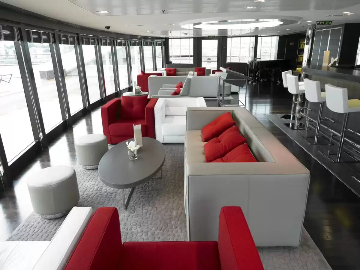 el  :  cabine 26