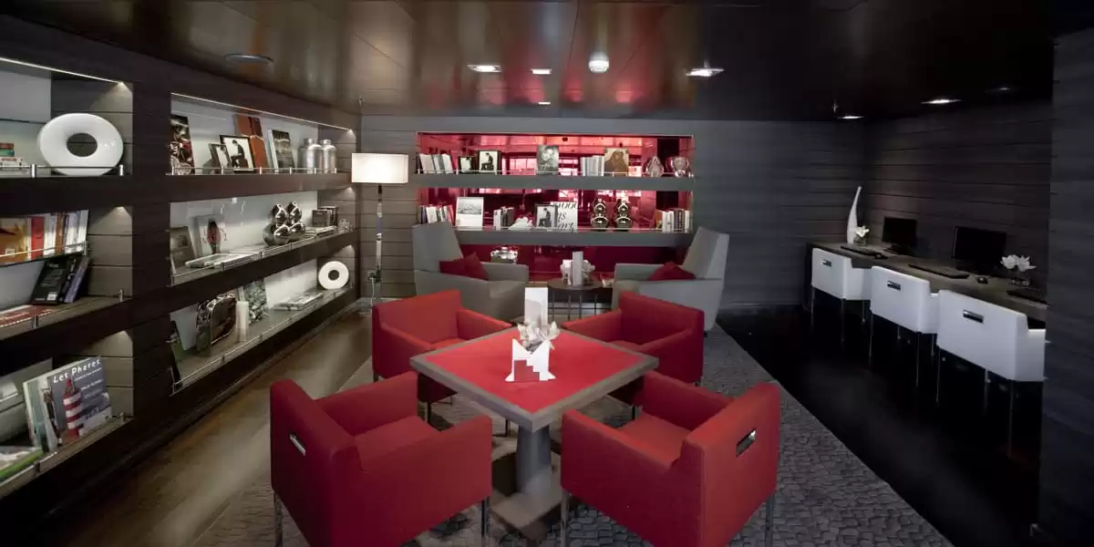 el  :  cabine 27