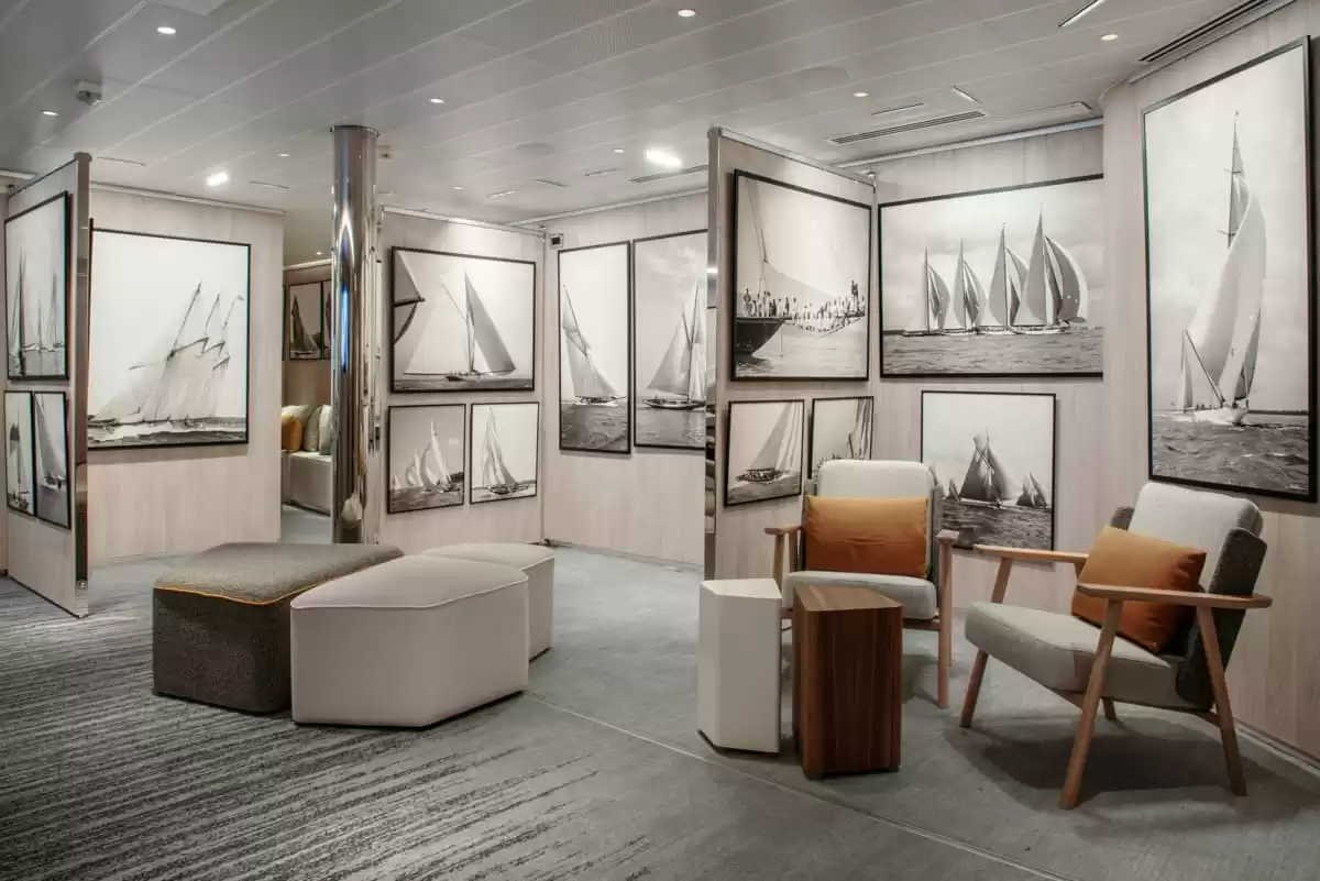 el  :  cabine 34