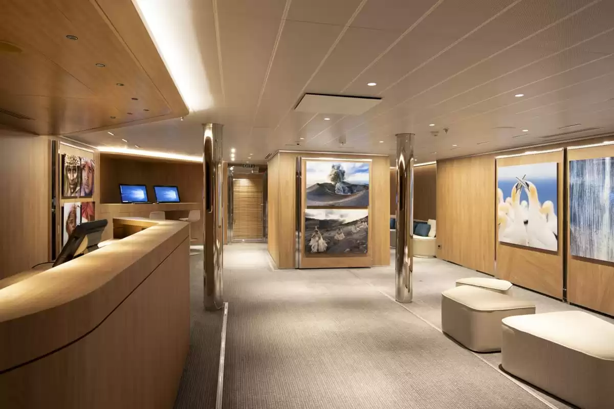 el  :  cabine 25