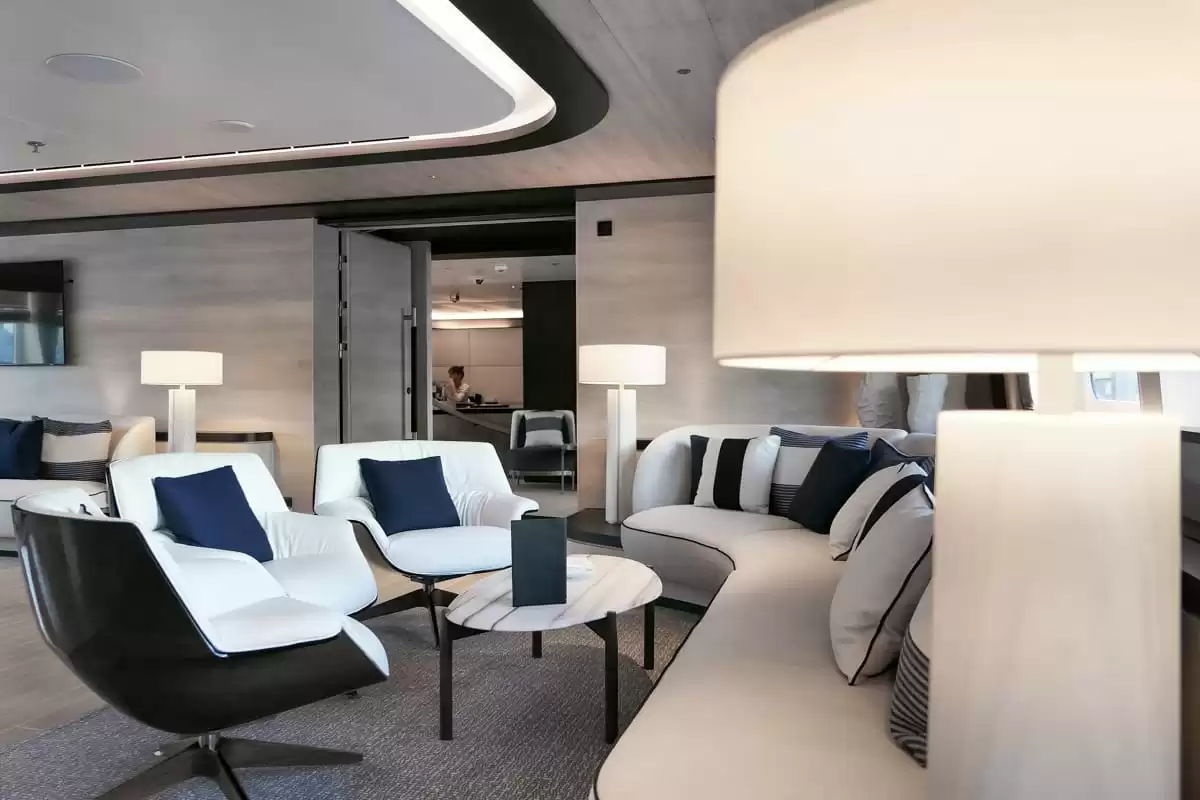el  :  cabine 16