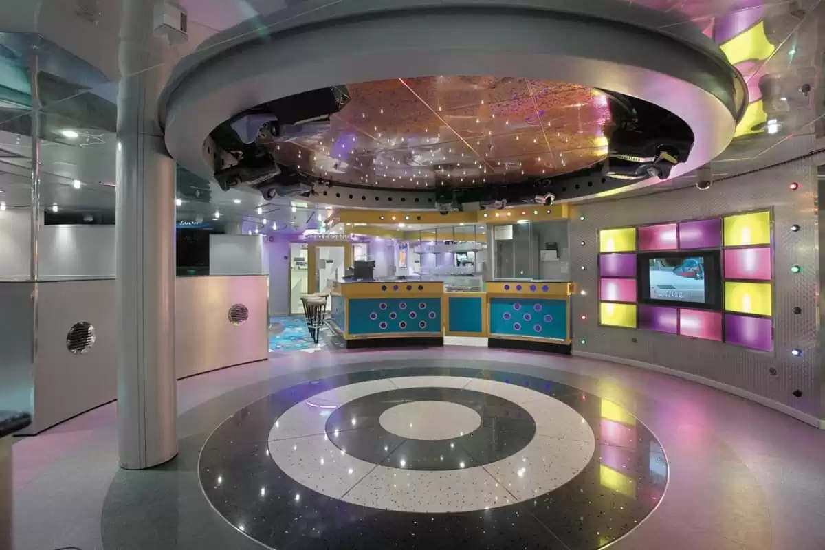el  :  cabine 10