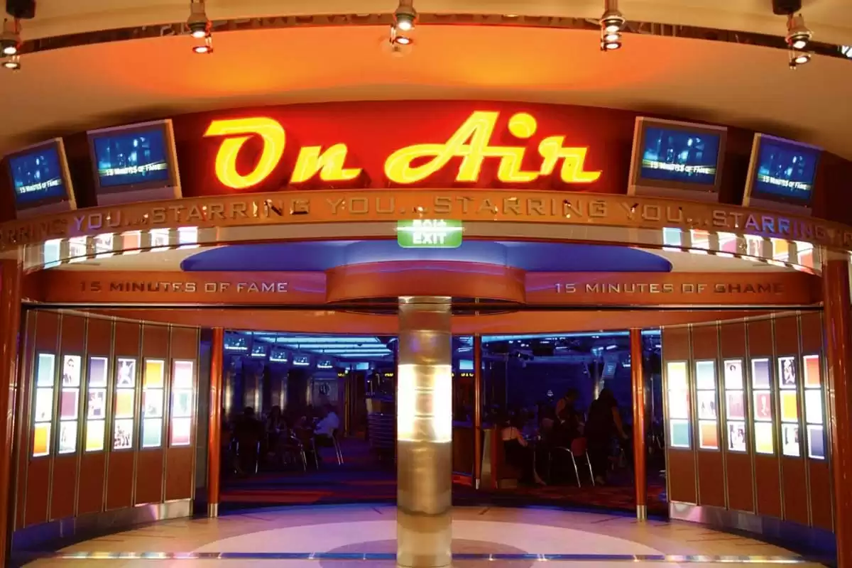 el  :  cabine 7