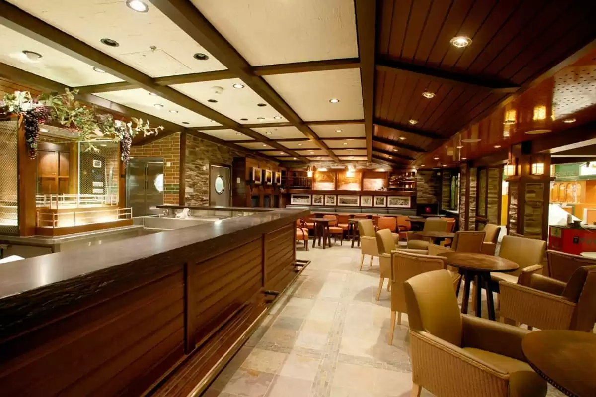 el  :  cabine 10