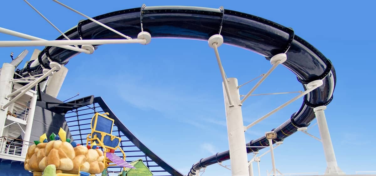 1- VERTIGO <br> DESCENSO ESPECTACULAR Y VISTAS ÚNICAS