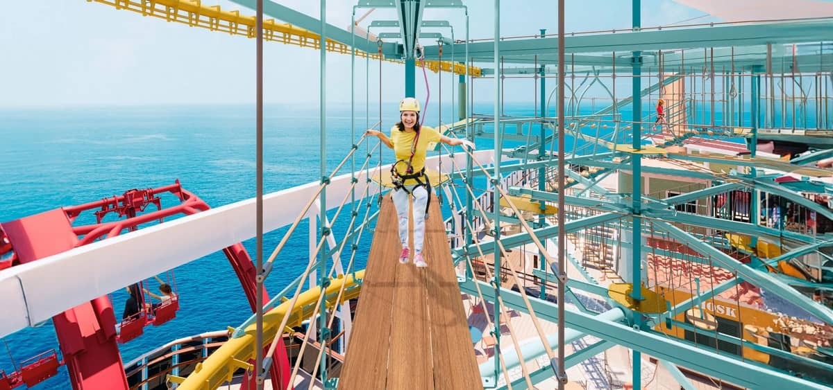 2- THE HARBOUR <br> EL BARRIO FAMILIAR IMPRESCINDIBLE A BORDO