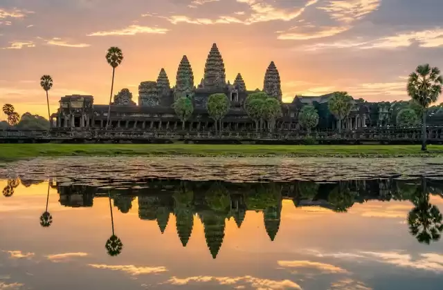 Angkor Wat al amanecer