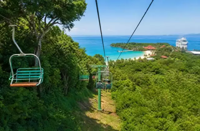Telesilla de Mahogany Bay
