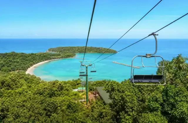 Telesilla de Mahogany Bay