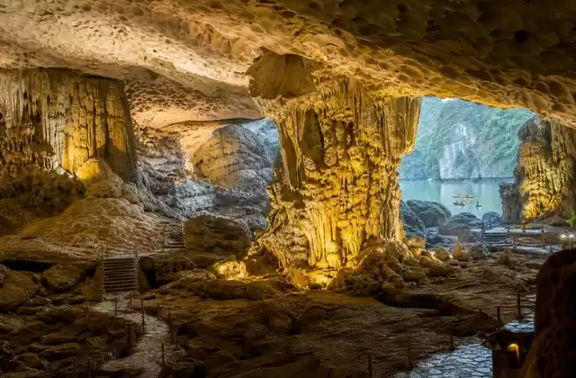 Cueva de Sung Sot
