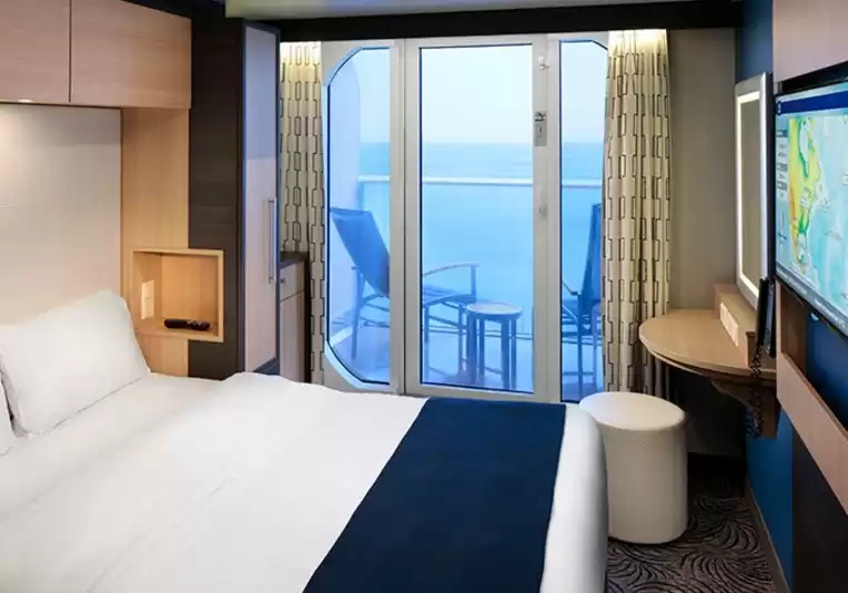 Cabina estudio con vista al mar y balcón